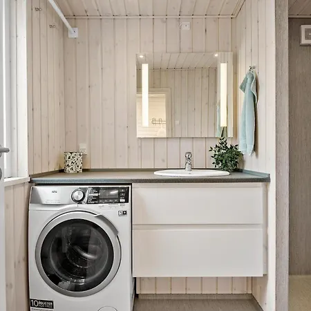 2 Bedroom In فوردينغبورغ